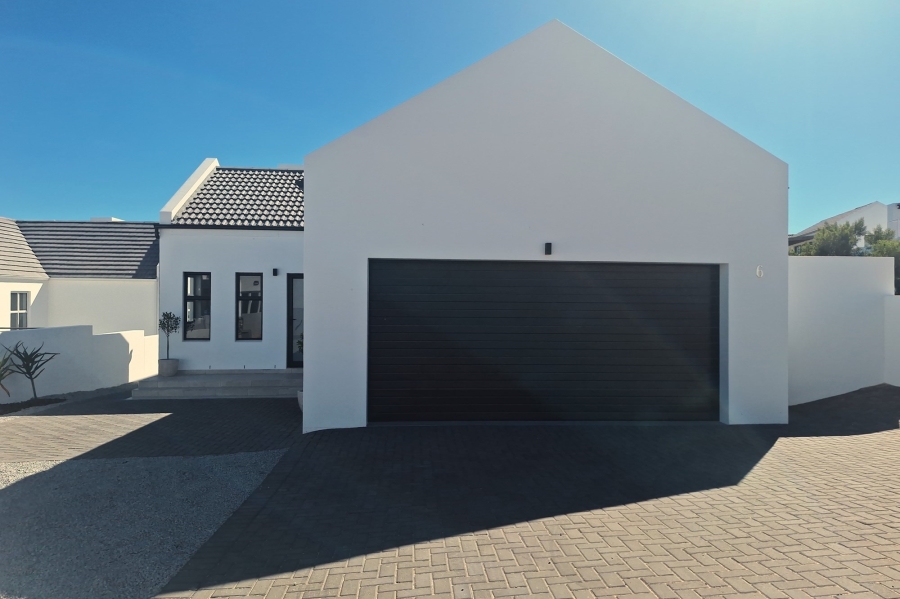 3 Bedroom Property for Sale in Shelley Point Western Cape